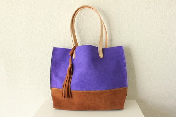 絲絨的手提包/醇厚的紫色 第1張的照片