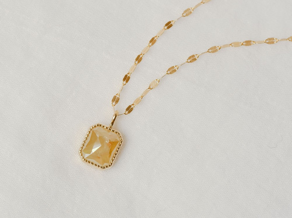 Tan Beige Diamond Necklace 4枚目の画像