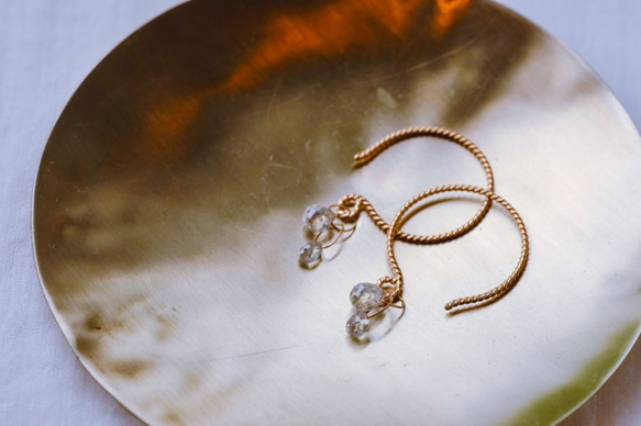 Dew Drops Diamond Earrings 5枚目の画像