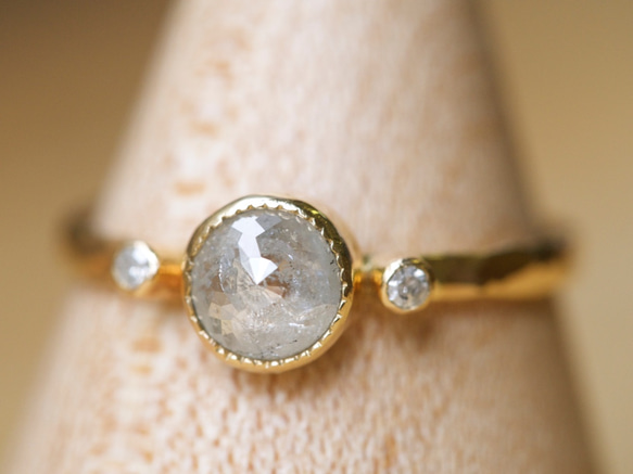 White Diamond Ophelia Ring 4枚目の画像