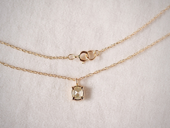 Water Lily Diamond Necklace 4枚目の画像