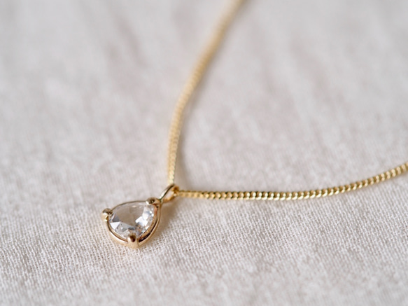 Drop Rose Diamond Necklace 1枚目の画像