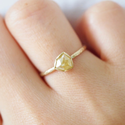 Yellow Pinwheel Diamond Ring 3枚目の画像