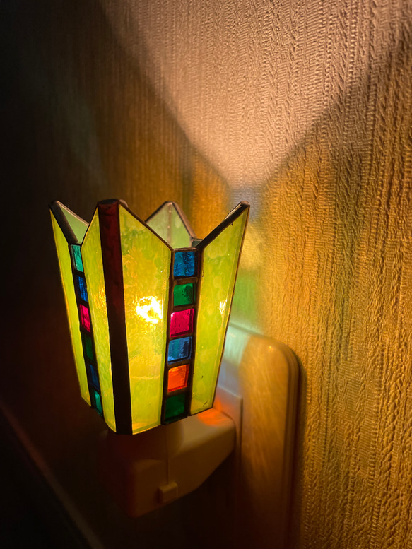 キューブカラフル（ステンドグラスのフットランプ・おやすみランプ） 3枚目の画像