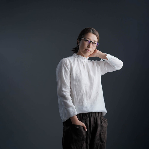 whyto ホワイト フリル ネック ブラウス “frill neck blouse