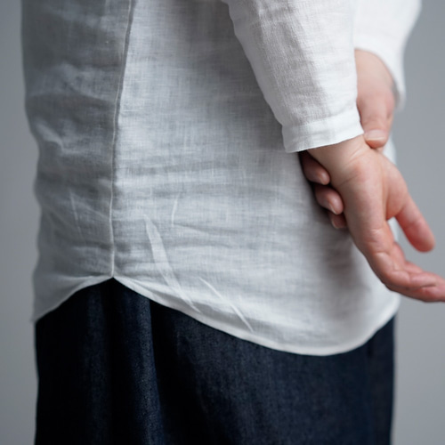 wafu】Linen Top 黄金比率のネック角度 毎日のインナーにも / 白色