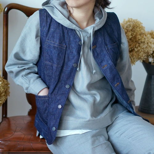 wafu】リネン デニム ベスト 色落ちします。育てていくデニム wafu】リネン デニム ベスト 色落ちします。育てていくデニム