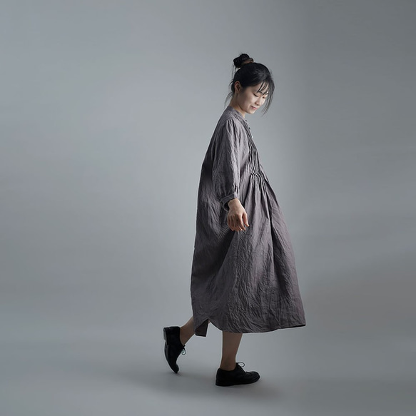 【wafu】【受注製作】Linen Dress 超高密度リネン ピンタックワンピース /茶鼠 a006b-cnz1 4枚目の画像