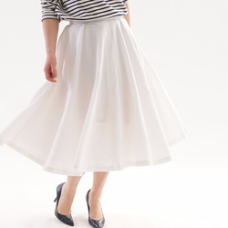剩下的一件衣服！試試價格【華夫】棉質亞麻裙子喇叭裙白色s002a-wht1 第1張的照片