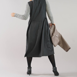 【Wafu +】羊毛單件總襯裡規格隱形緊固件無袖膝蓋長度/炭灰色a19-31 第3張的照片