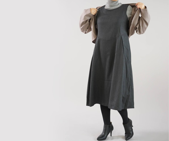 【Wafu +】羊毛單件總襯裡規格隱形緊固件無袖膝蓋長度/炭灰色a19-31 第8張的照片