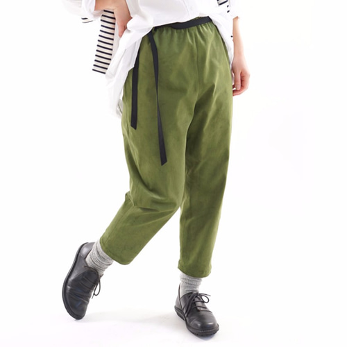 wafu】ゆったり テーパードパンツ クロップド ストレッチコーデュロイ
