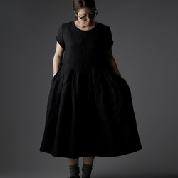 [Wafu] 亞麻連衣裙鍵盤褶襉亞麻連衣裙中厚/黑色 a013f-bck2 第1張的照片