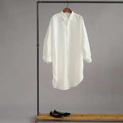 [Wafu +]亞麻襯衫大輪廓上衣杜爾曼袖亞麻襯衫/白色b32-24 第9張的照片