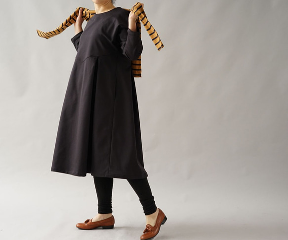 【Wafu】高密度棉連身裙Dolman Sleeve膝蓋長度/墨水黑a19-43 第2張的照片