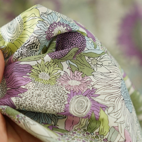 【wafu+】リバティ Small Susannaリネンワンピース 波ピンタック 一着限定！】リバティ タナローン ワンピース 波ピンタック