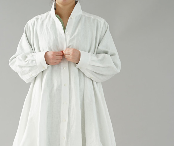 [wafu] 薄亞麻洋裝外罩大喇叭洋裝 2way 長袖 / 白 a080a-wt1 第7張的照片