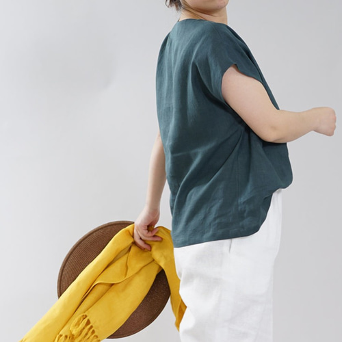 2020SS♡DOORS♡リネンVネックブラウス URBAN RESEARCH DOORS（アーバンリサーチドアーズ）の「リネンVネック