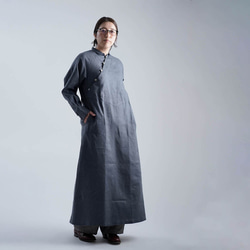 [wafu] 亞麻洋裝赤壁領長洋裝 / 暗灰色 a028h-dmg2 第3張的照片