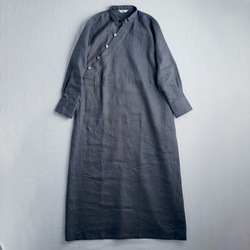 [wafu] 亞麻洋裝赤壁領長洋裝 / 暗灰色 a028h-dmg2 第9張的照片