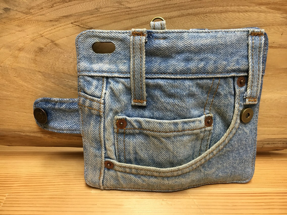 6ー218　Levi's  ビンテージ デニム リメイク iPhone6.6s 手帳型カバー スマホケース 1枚目の画像