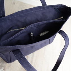 A4TOTE NAVY 第3張的照片