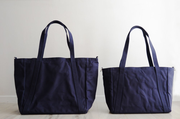 A4TOTE NAVY 4枚目の画像
