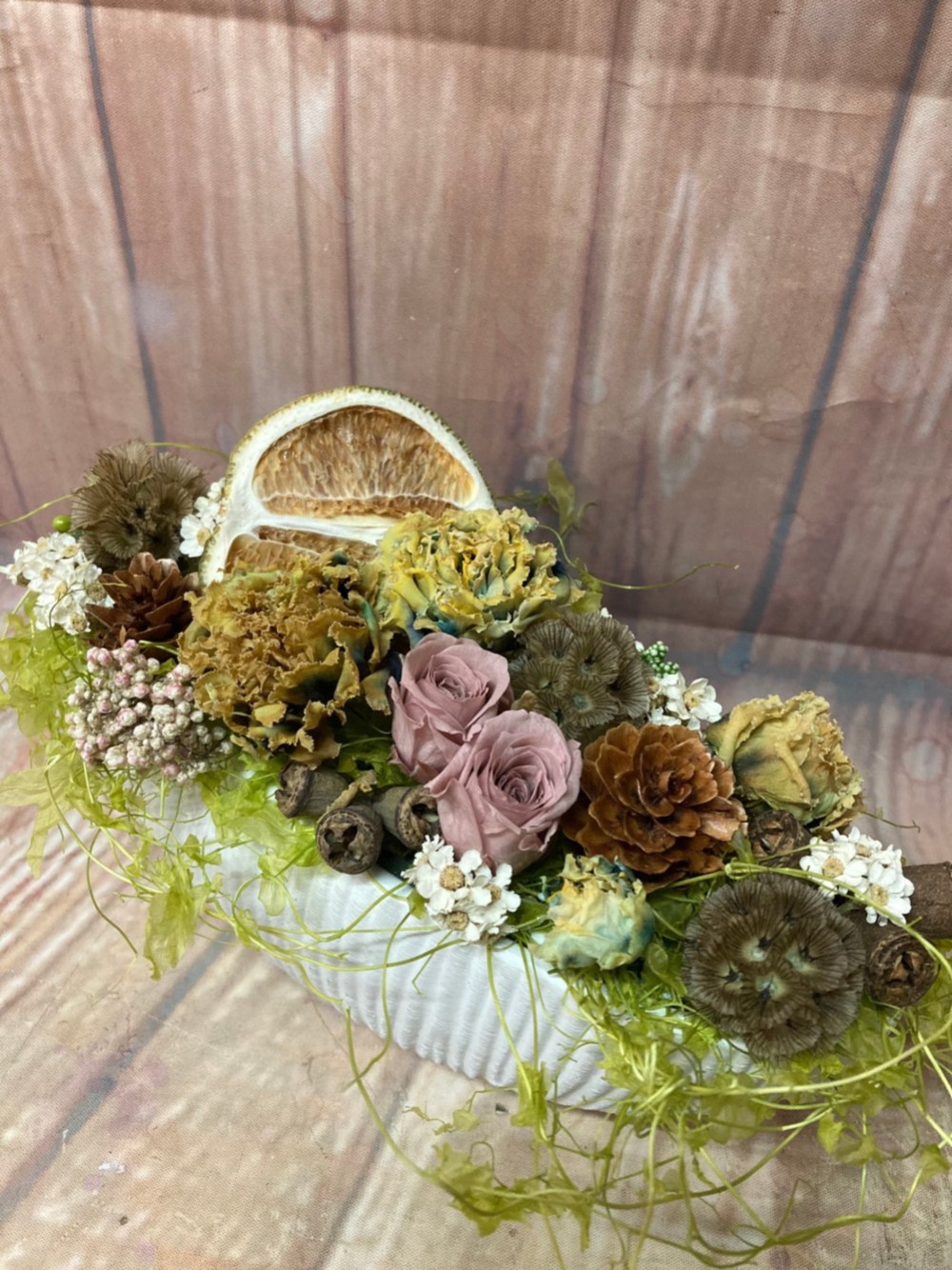 バラとドライフルーツのアンティークカラーアレンジメント/ドライフラワー