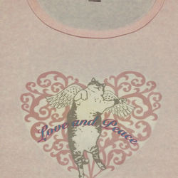ハートの猫天使Love&Peace プリントTシャツ ライトピンク 2枚目の画像