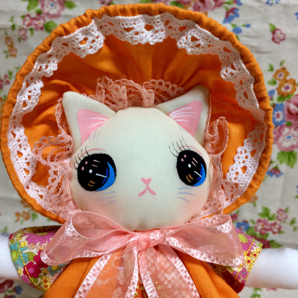 猫の文化人形、オレンジ1 2枚目の画像