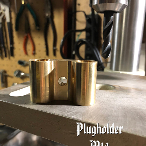 プラグホルダー旧車