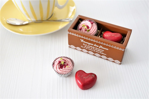 赤いハートのチョコレートBOX♥食べられないマグネットセット 