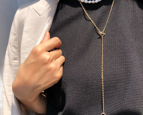 petitlile✳︎アレンジ自在！お洒落なY字ロングネックレス