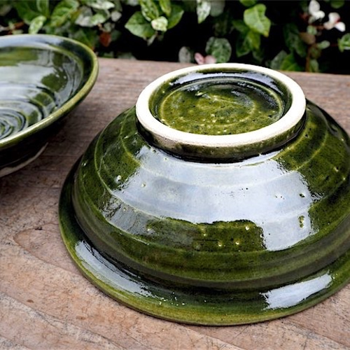 緑色の陶器製浅皿 深い緑色の鮮やかな深皿［16May-10］《釉薬》 大皿 shibaten