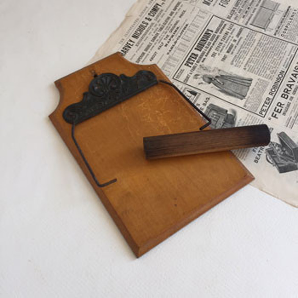 アンティークペーパーホルダー　木のホルダ　イギリスアンティーク　インダストリアル　工具　キッチン雑貨　古道具のある暮らし 2枚目の画像