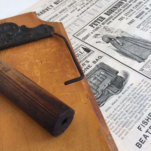 アンティークペーパーホルダー　木のホルダ　イギリスアンティーク　インダストリアル　工具　キッチン雑貨　古道具のある暮らし 6枚目の画像