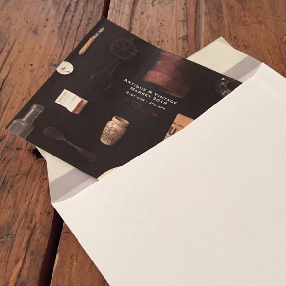 シンプルな封筒　エンベロップ　イギリス製　モダン　グラフィック　センスのよい封筒 1枚目の画像