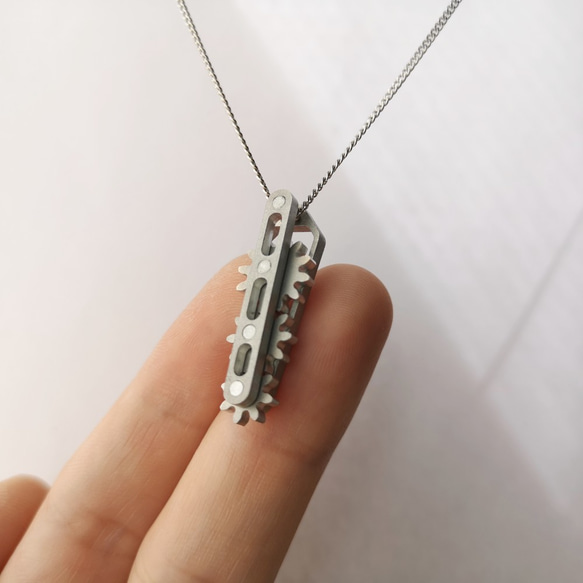 【身に着ける機構】Gear Necklace Type.A【歯車・ギア・ネックレス】 4枚目の画像