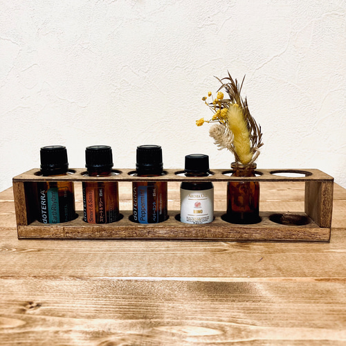 シンプルな木製アロマオイルスタンド ディフューザー・アロマポット