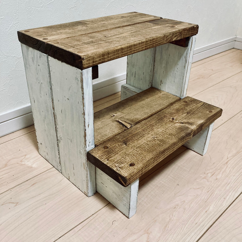 シャビーシックな木製踏み台 ステップ その他家具 mogumoku 通販