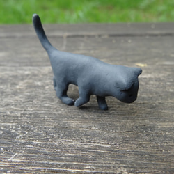 黒猫の置物（子猫バージョン） 1枚目の画像