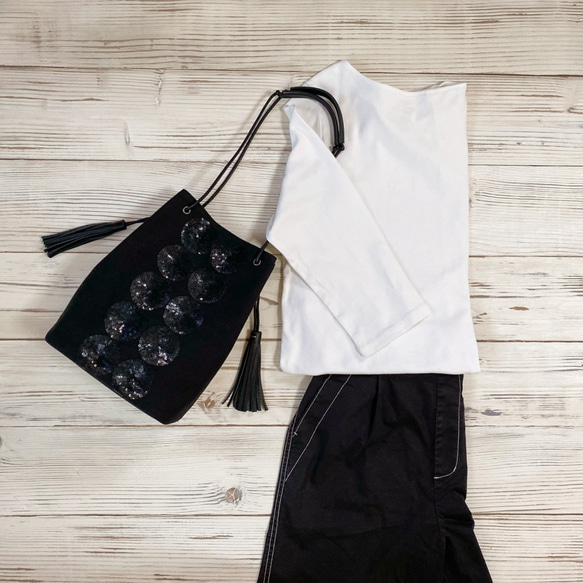 スパンコール刺繡のストリングトールバッグ（サークル）　 ブラック 8枚目の画像