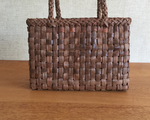 山葡萄バッグ楕円バラ 山葡萄バッグ楕円葡萄柄 山葡萄バッグ楕円バラ