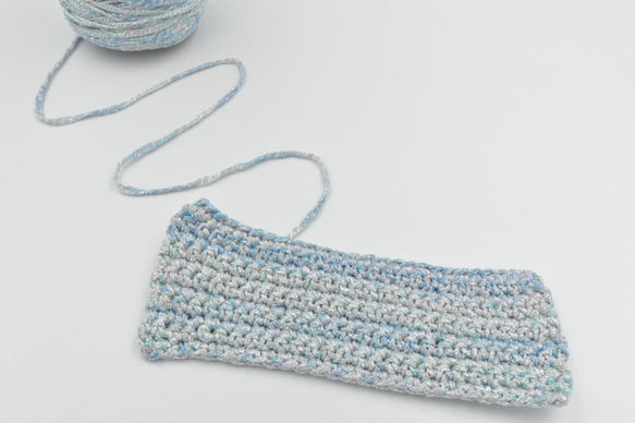 ライトブルーシルバー ラメ (40g) 手編み、手芸に適した編み物が楽しくなる毛糸！ バッグ小物作製にも 6枚目の画像