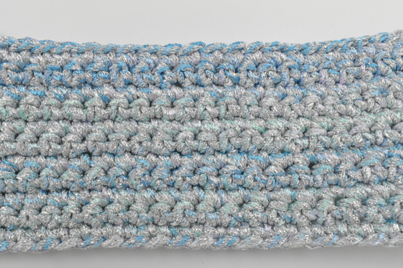 ライトブルーシルバー ラメ (40g) 手編み、手芸に適した編み物が楽しくなる毛糸！ バッグ小物作製にも 7枚目の画像