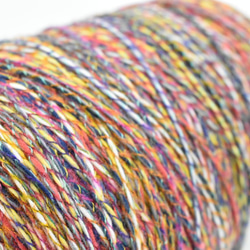 カラフルヤーン　(赤,黄,青,白)　秋冬　(40g) ”かすり染め”　手編み、手芸に適した編み物が楽しくなる毛糸！　 2枚目の画像