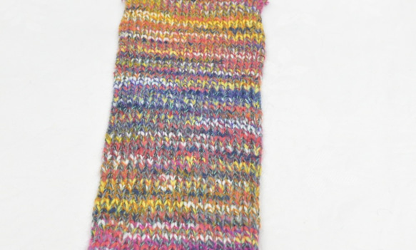 カラフルヤーン　(赤,黄,青,白)　秋冬　(40g) ”かすり染め”　手編み、手芸に適した編み物が楽しくなる毛糸！　 8枚目の画像