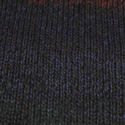 ネイビーブラック 紺 秋冬 (40g) ”かすり染め”　手編み、手芸に適した編み物が楽しくなる毛糸！セーターにおすすめ　 8枚目の画像