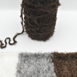 【わけあり大特価！】動物の毛のような手編み糸！ファー ダークブラウン (茶)(50g) 手芸に適した楽しい毛糸！ 5枚目の画像