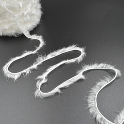 【わけあり大特価！】動物の毛のような手編み糸！ファー ホワイト (白)(50g) 手芸に適した楽しい毛糸！ 3枚目の画像